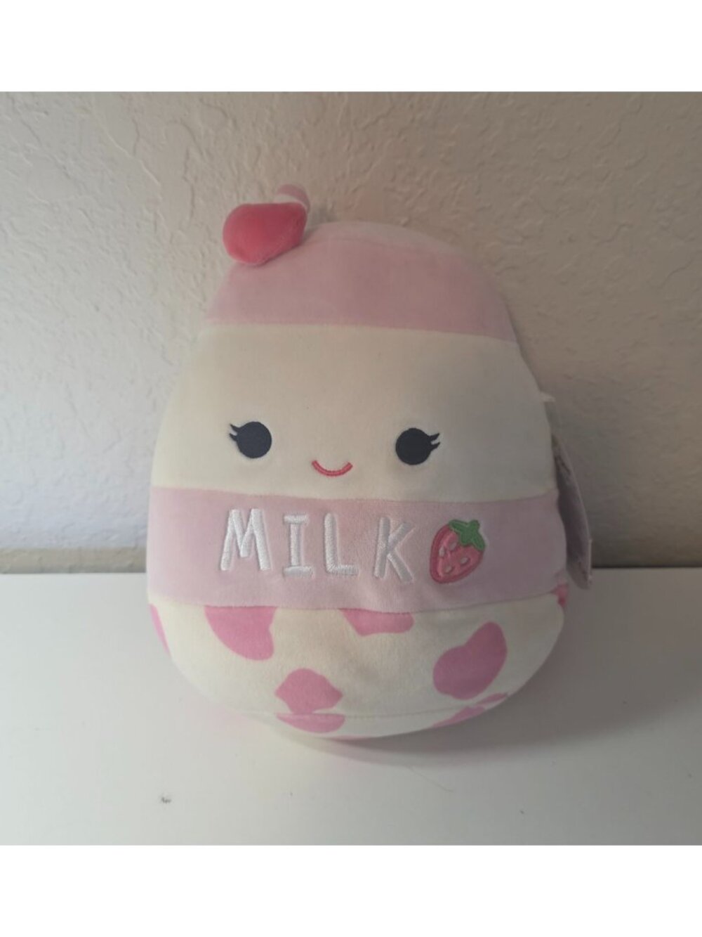 Squishmallows Amelie Strawberry Milk Plush 8" NEW
